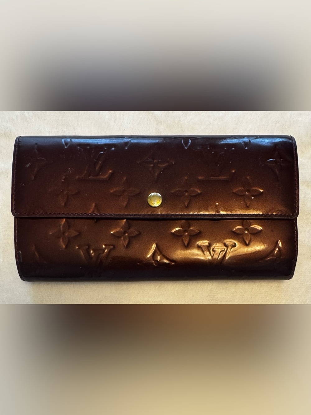 Louis Vuitton Vernis Sarah Wallet Amarante